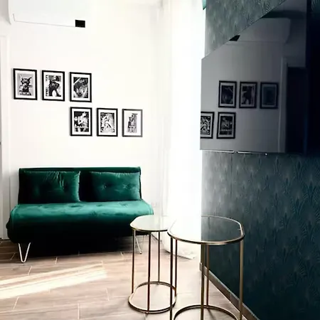 Comecasa Stylish -15 Min Walk To Duomo ميلان