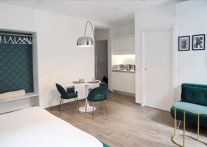 Comecasa Stylish -15 Min Walk To Duomo Daire *